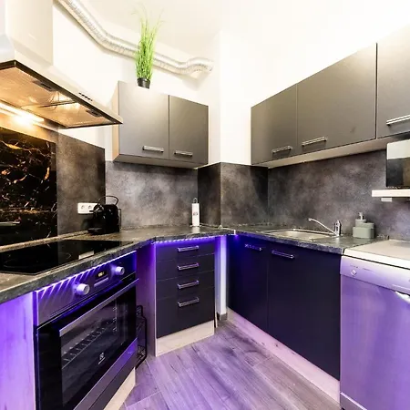 H & A Gozsdu - The 1001 Nights Apartman Budapest